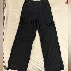 American Eagle Black Cargo Pants
